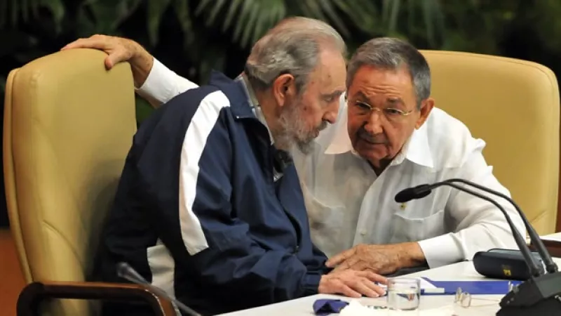 fidel castro y raul castro hablan