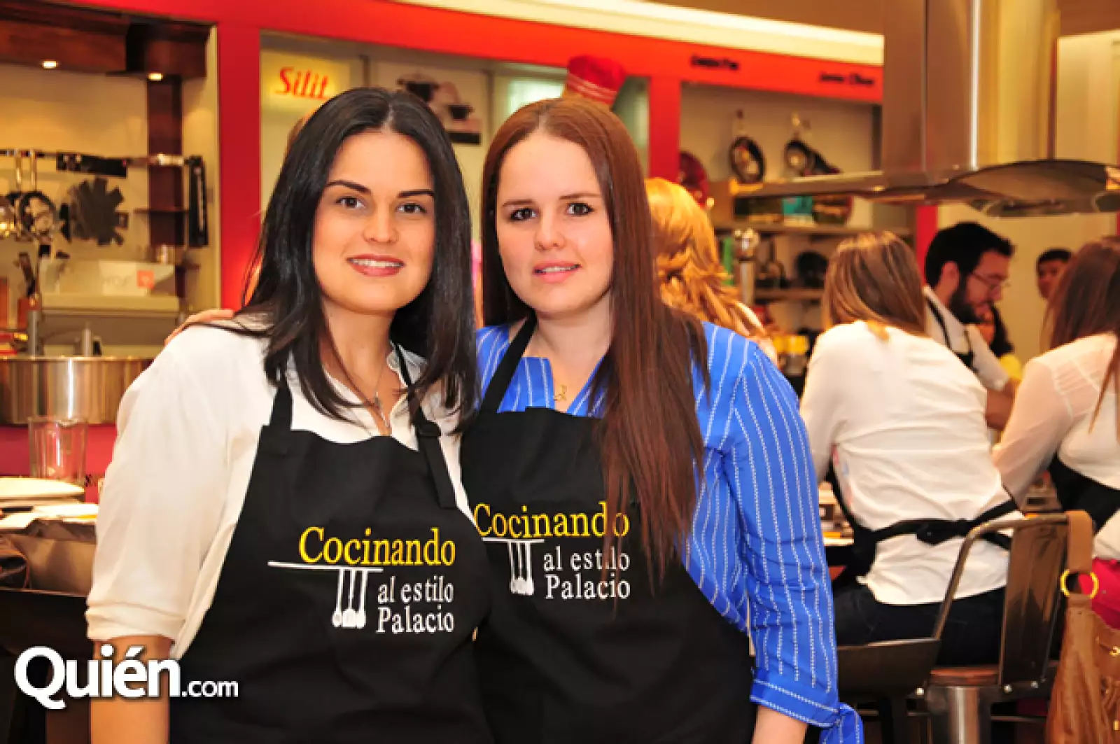 Sofía González,Daniela Corona