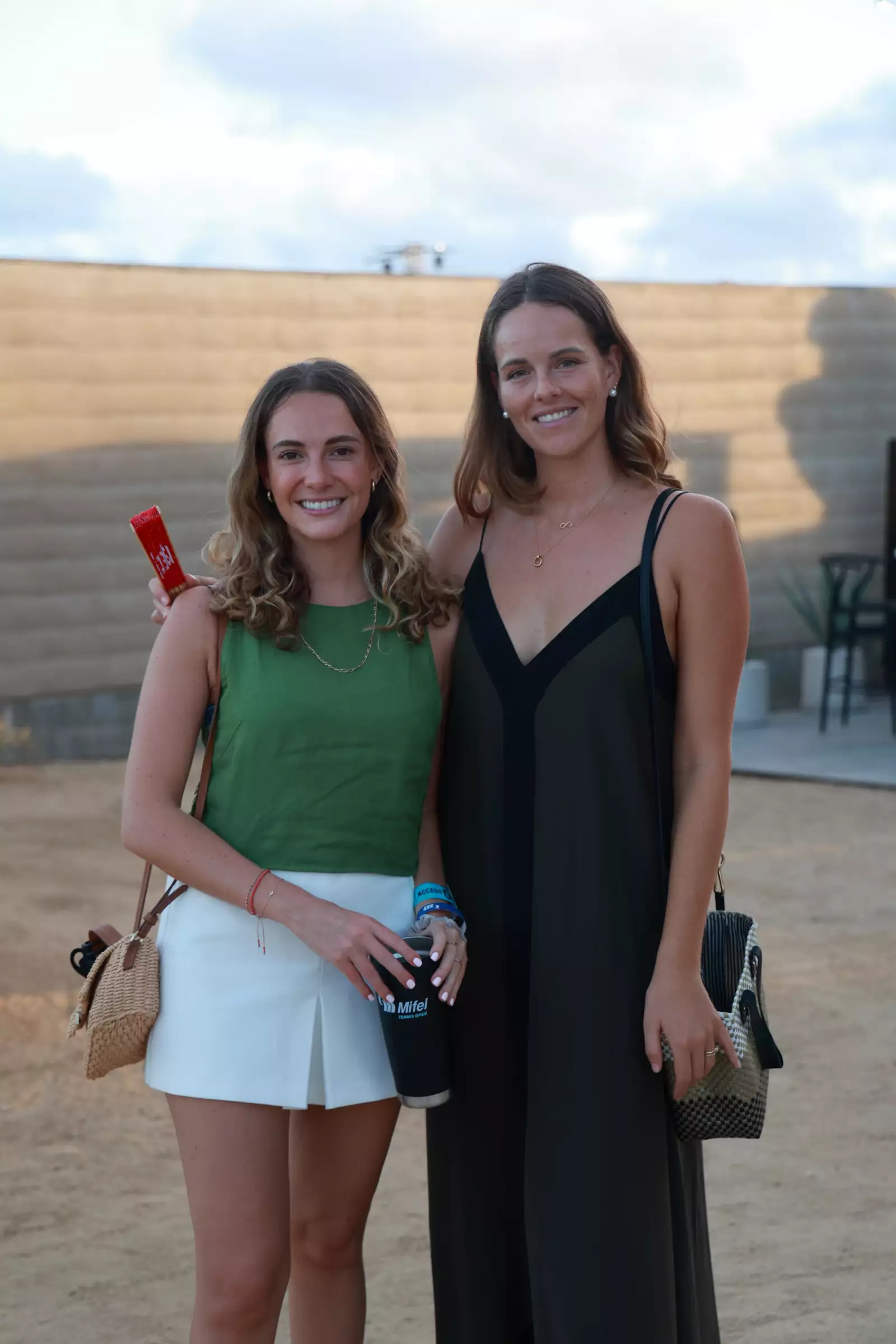 Renata y Andrea Gadsden 