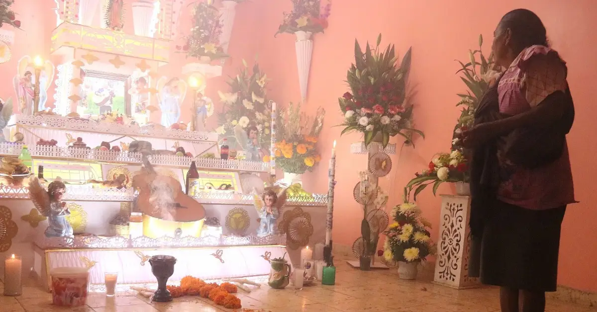 Qué lleva una ofrenda de día de muertos y su significado