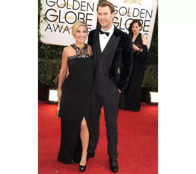 La famosa pareja que lució radiante en la alfombra roja de los Golden Globes acaban de recibir la noticia que no será uno sino dos bebés los que vienen en camino.