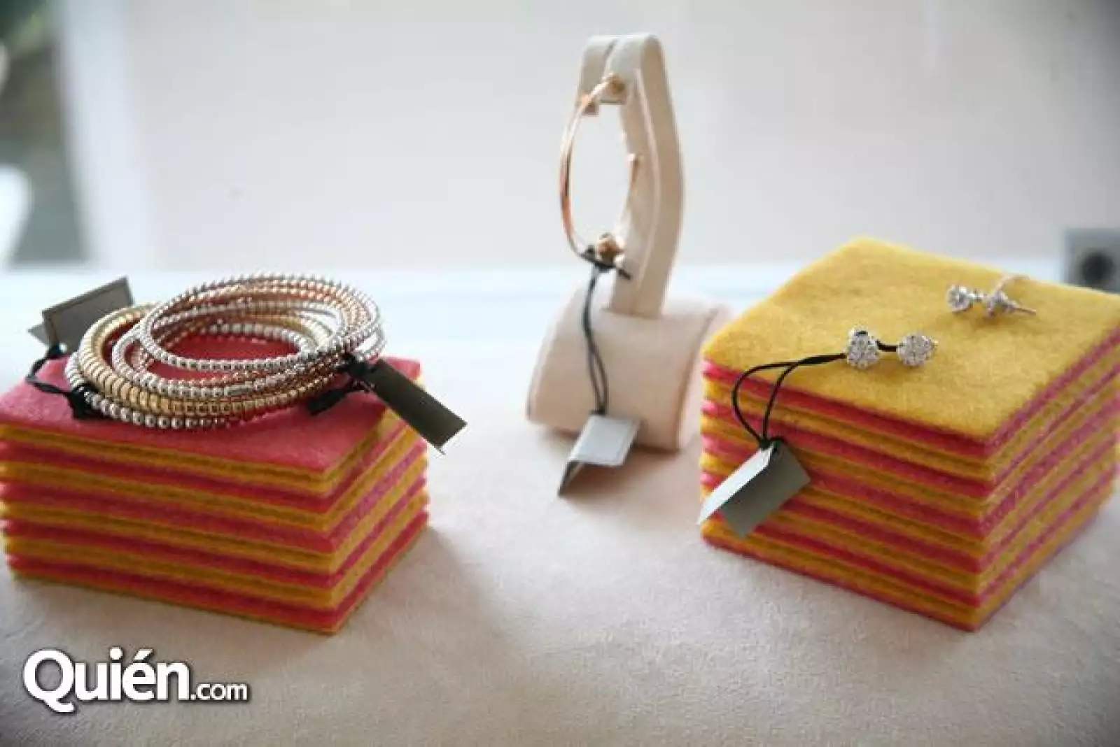 Venta de joyas por Patricia Fronza