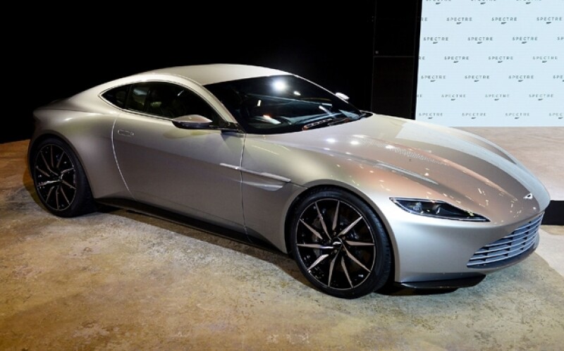 James Bond tendrá un automóvil mejorado, el Aston Martin DB 10.