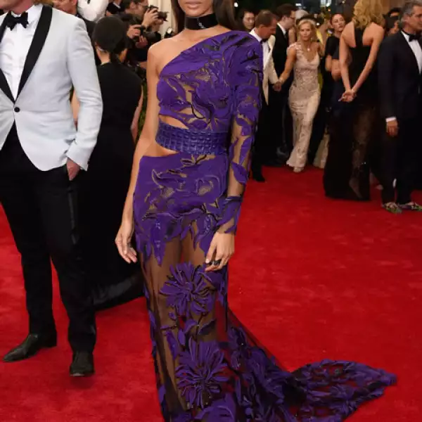 Joan Smalls en Roberto Cavalli.