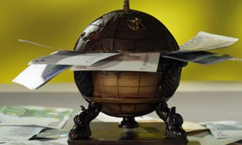 El Banco Mundial pidió a los Gobiernos proteger a sus ciudadanos contra factores como el desempleo, que presionan a la economía. (Foto: Thinkstock)