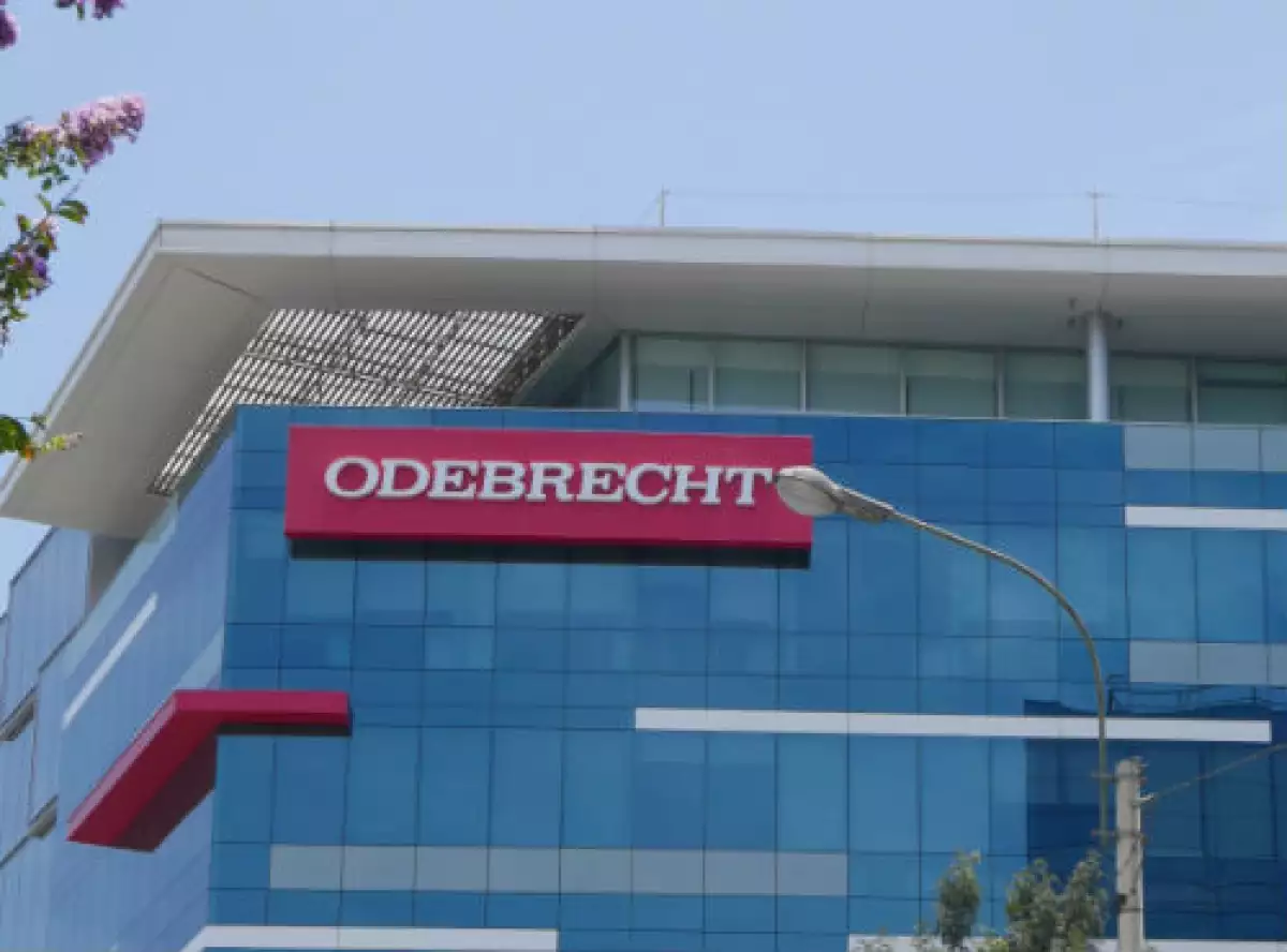 fachada de edificio de Odebrecht