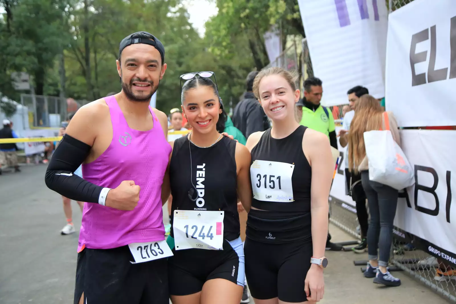 Víctor Rivera , Alejandra Vela y Ana Sánchez 