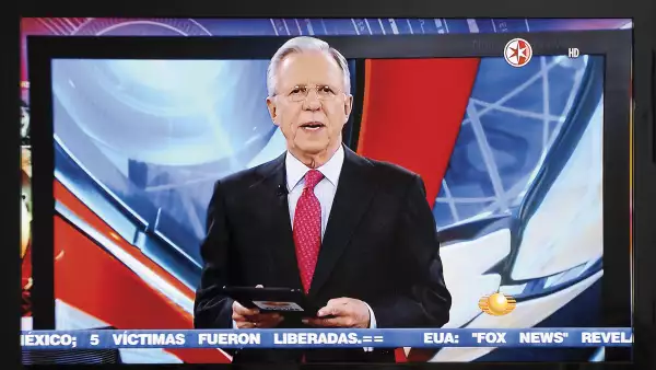 Joaquín López Dóriga dejará su espacio a Denise Maerker.