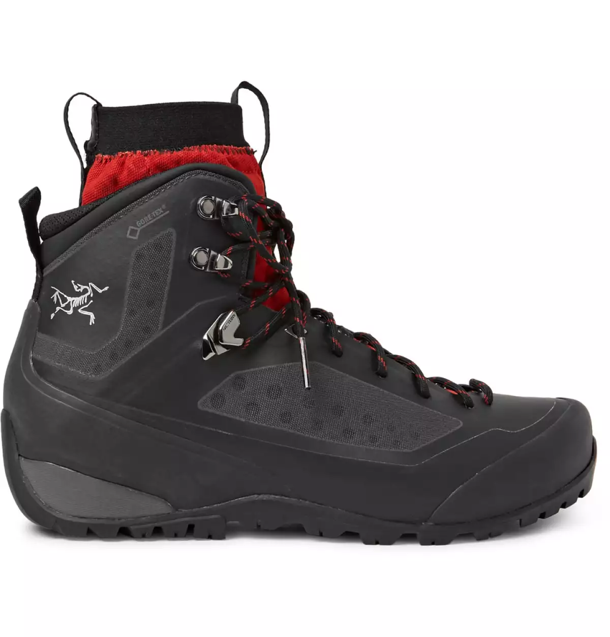 Botas pata hiking, Arc'teryx, www.mrporter.com