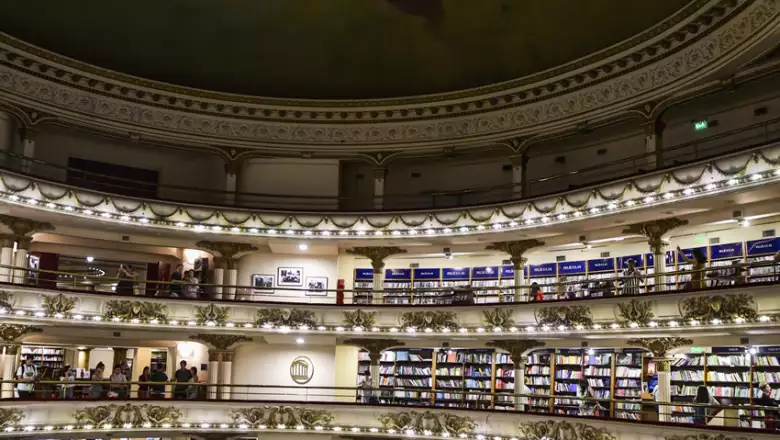 La Biblioteca más Bella del Mundo
