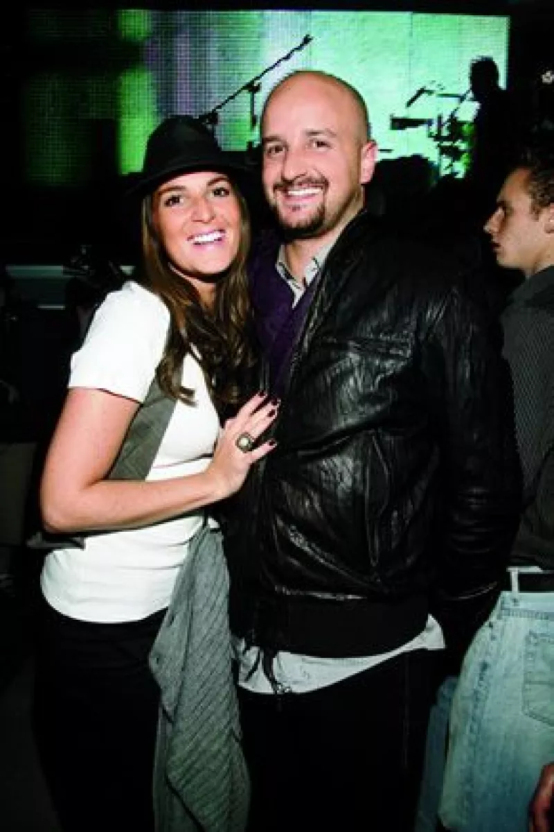 La conductora nos compartió la divertida experiencia que vivió, cuando su novio, el cantante José Portilla, le propuso matrimonio.