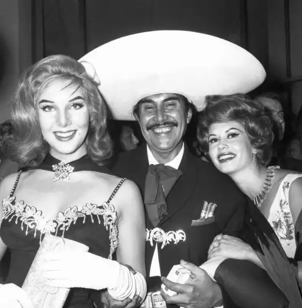 Emilio Fernandez et sa femme à Cannes en 1959