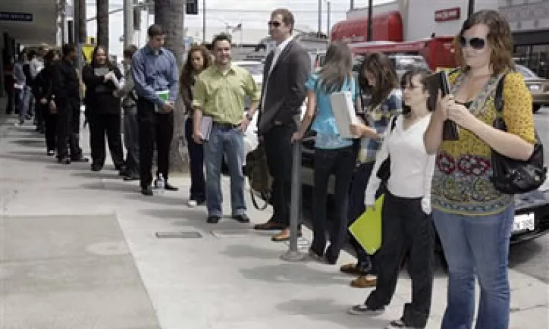 Los recortes en el sector del Gobierno representan 18,246 despidos. (Foto: AP)