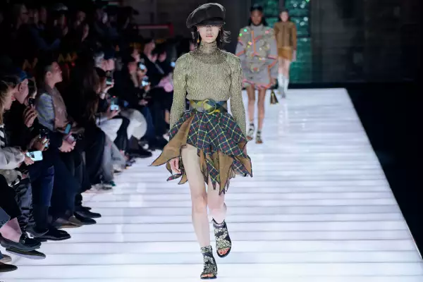 Louis Vuitton Cruise 2026 - Runway