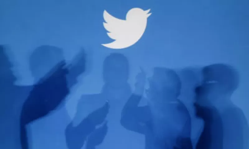 El año pasado, Twitter obtuvo apenas 45 millones de dólares en ingresos por publicidad. (Foto: Reuters)