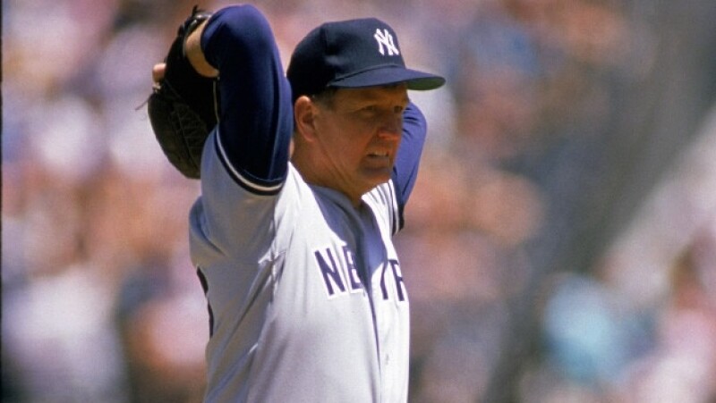 Tommy John pitcher besbolista cirugía codo
