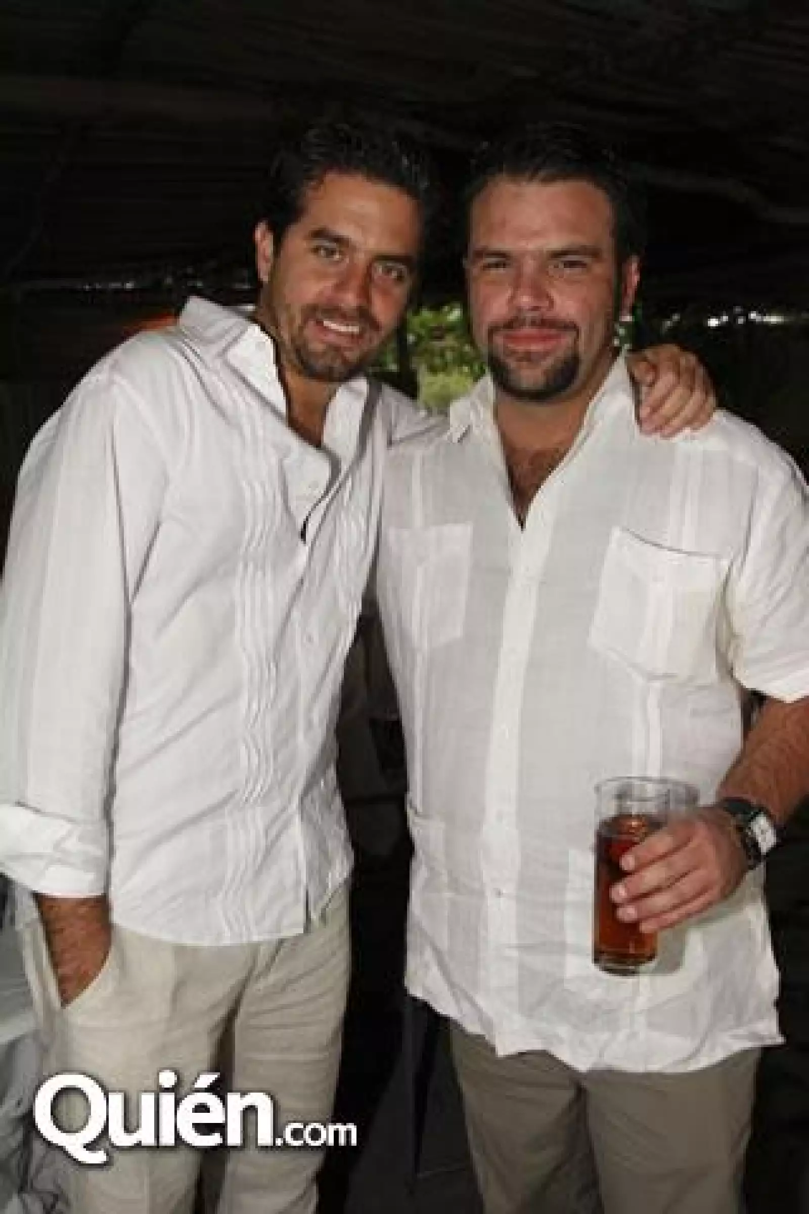 Arturo González,Diego Amutio