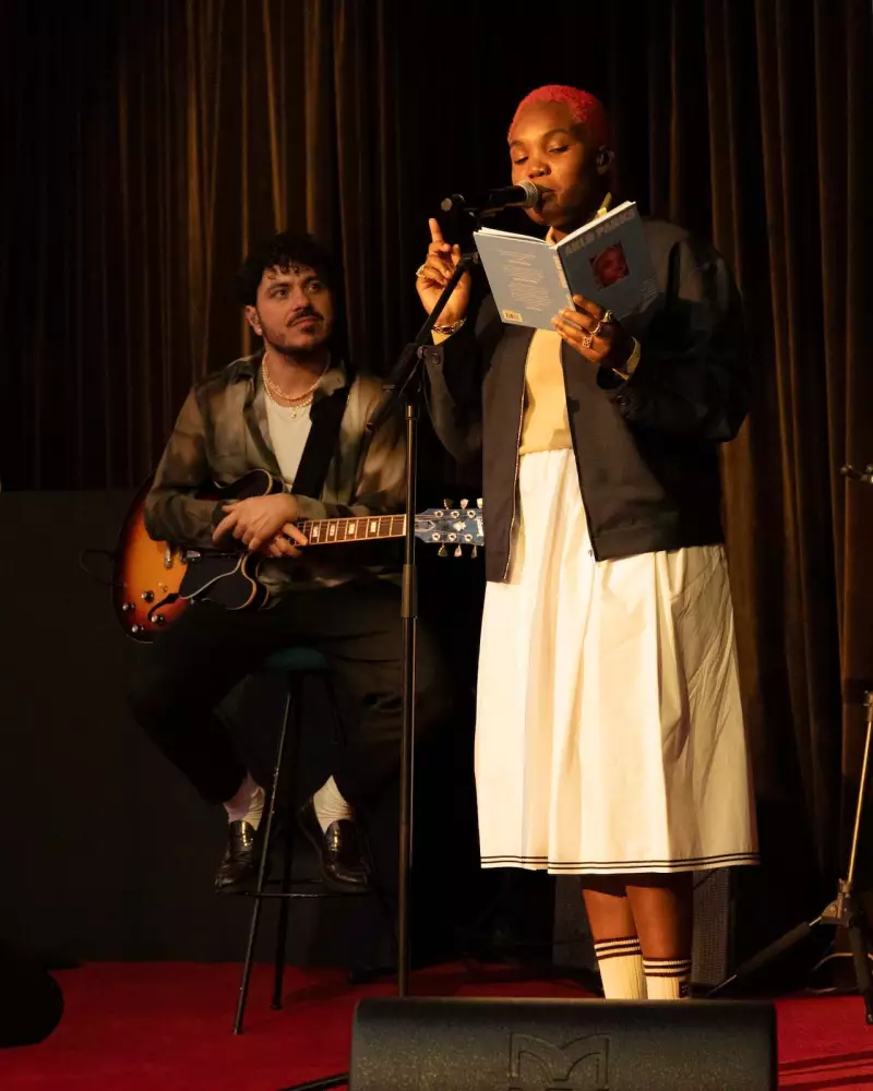 miu miu literary club