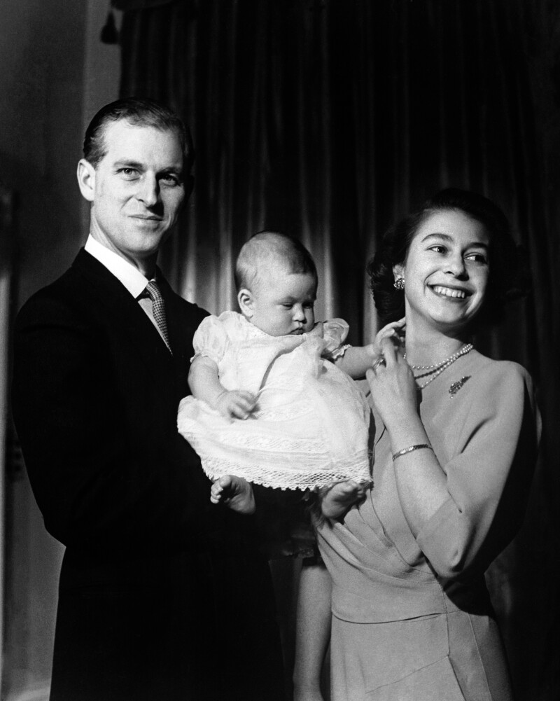 Felipe, Carlos bebé e Isabel