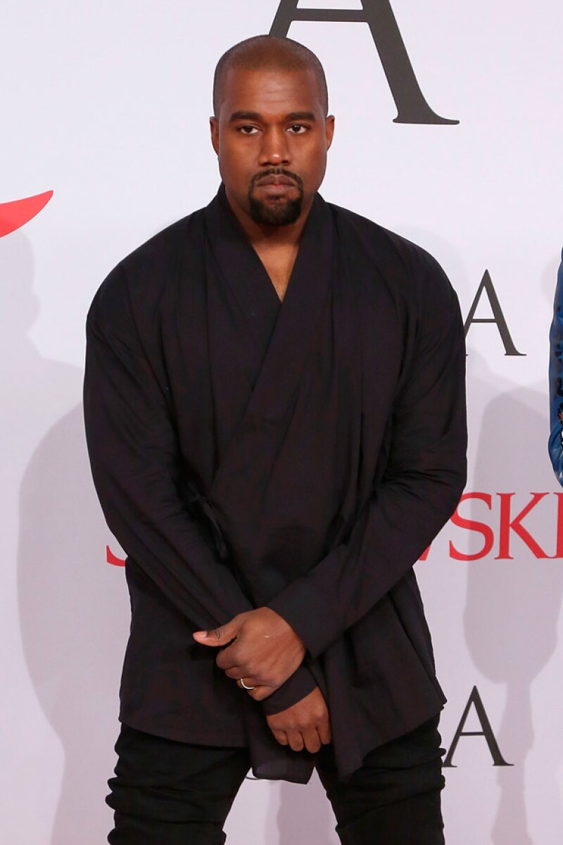 Kanye anunció en twitter su millonaria deuda.