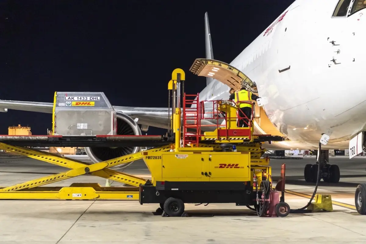 DHL carga aérea