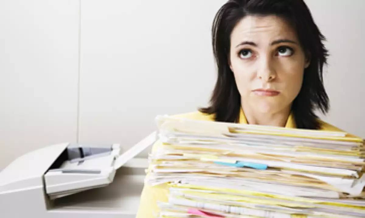 Si consideras que tu ambiente de trabajo es asfixiante u opresivo, significa que esa cultura no es la adecuada para ti. (Foto: ThinkStock)