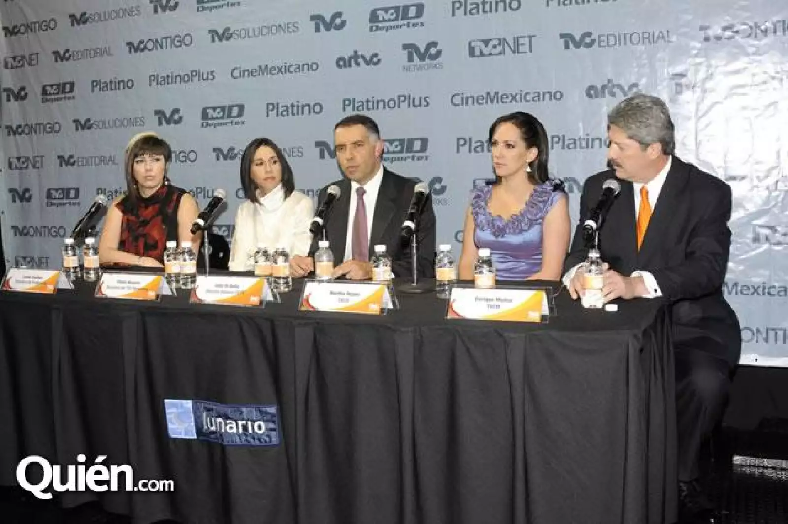 Leslie Casillas,Fidea Navarro,Julio Di-Bella,Martha Reyes y Enrique Muñoz