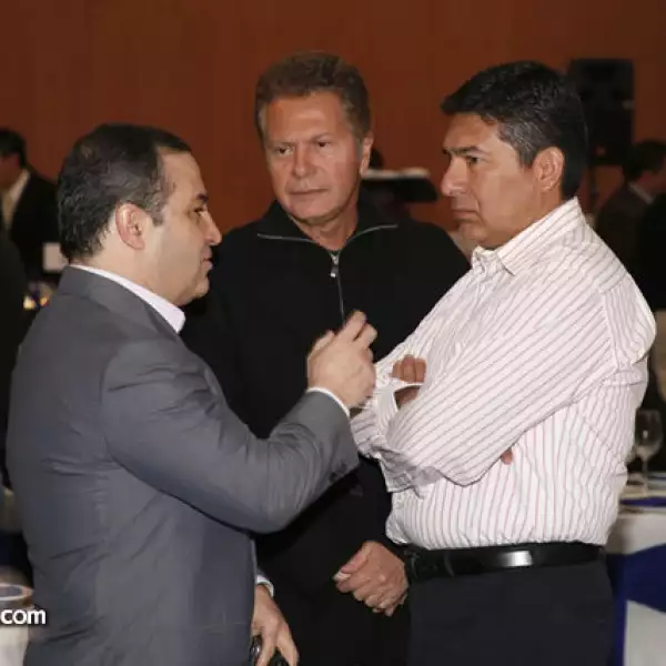 Jorge Álvarez,Flavio Caballero y Absalón García