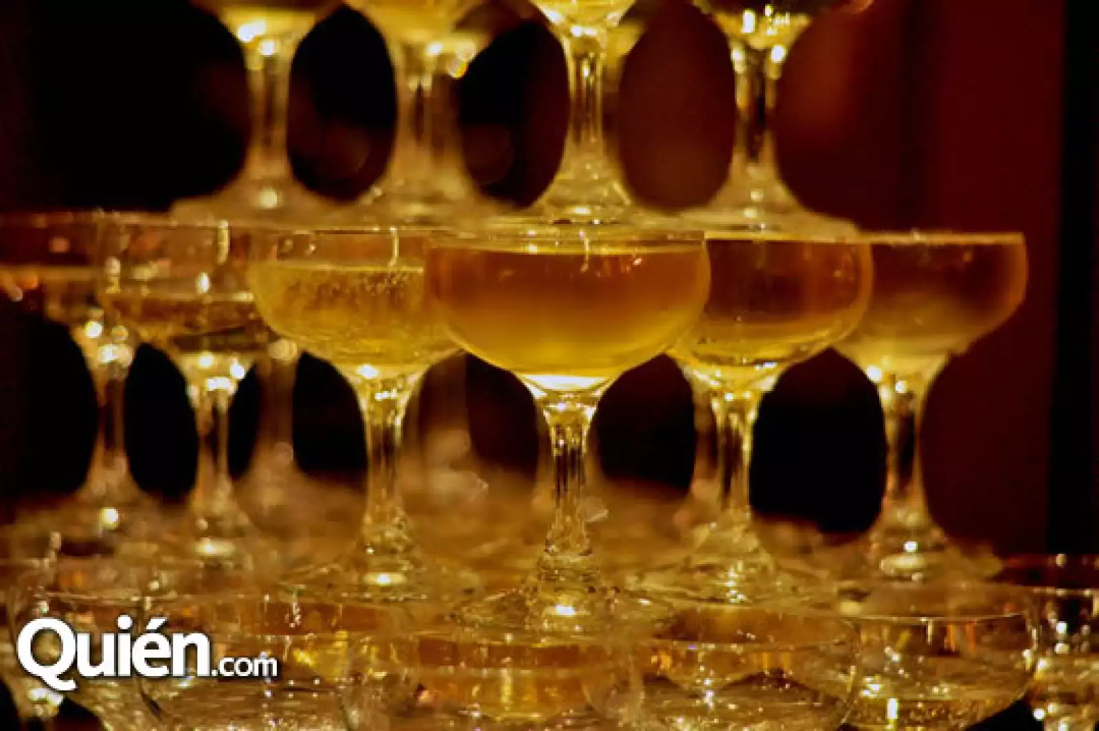 Inauguración de la boutique Real cava de vinos y regalos