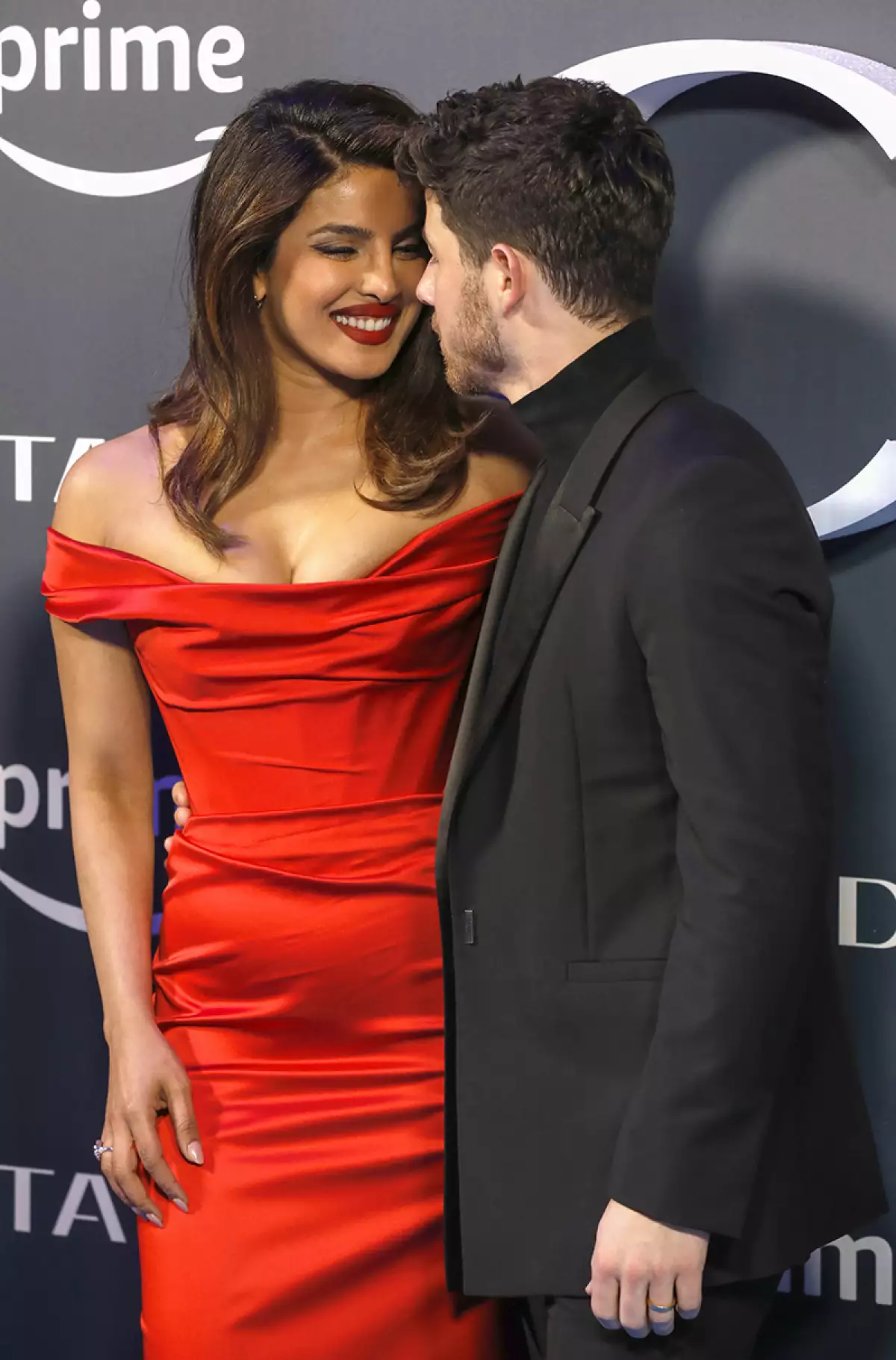 La actriz Priyanka Chopra y su esposo el músico Nick Jonas