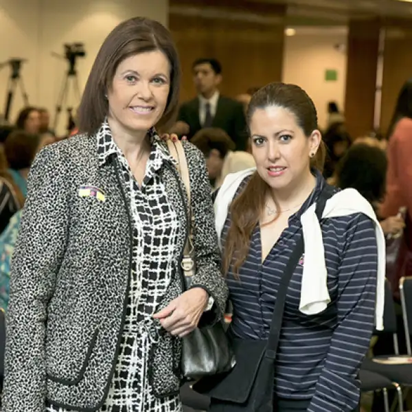 Martha Chávez y Regina Betanzo