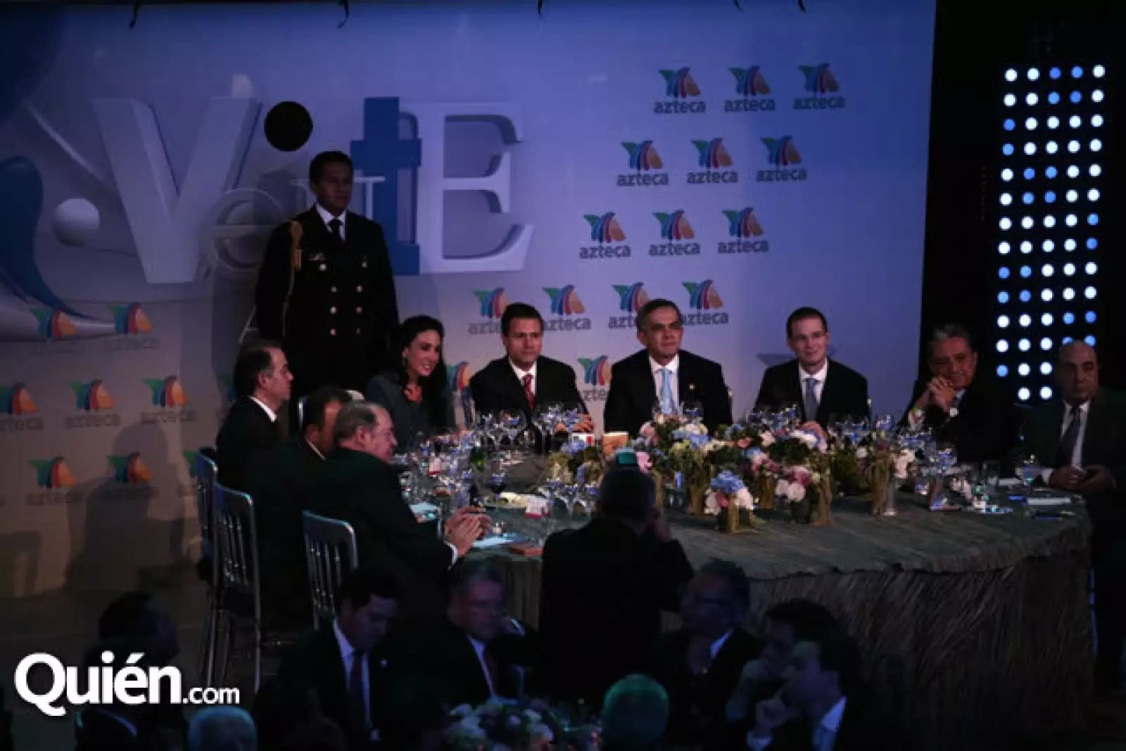 María Laura Medina de Salinas,Ricardo Salinas Pliego,Enrique Peña Nieto,Miguel Ángel Mancera,Mario San Román