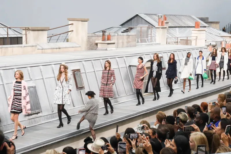 Chanel : Runway - Paris Fashion Week - Womenswear Spring Summer 2020