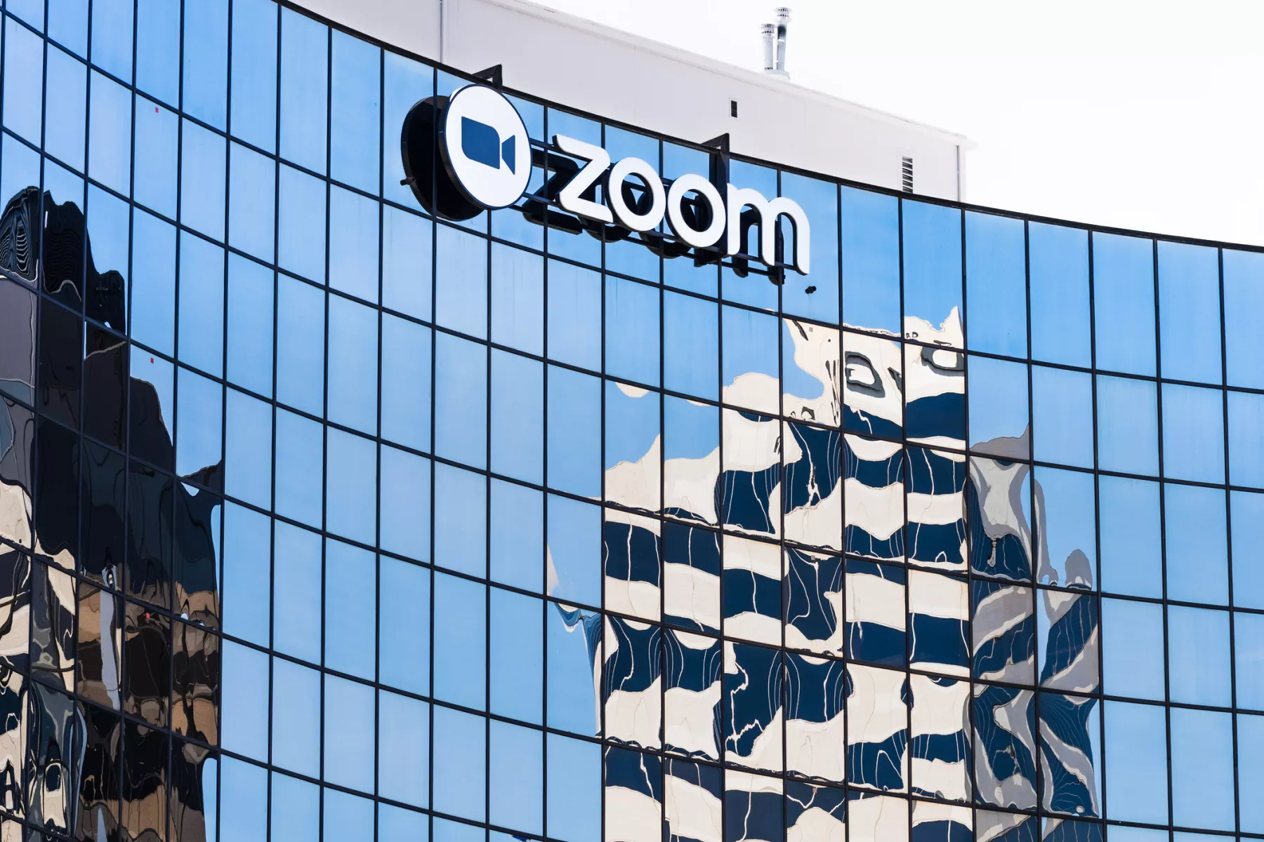 Zoom down
