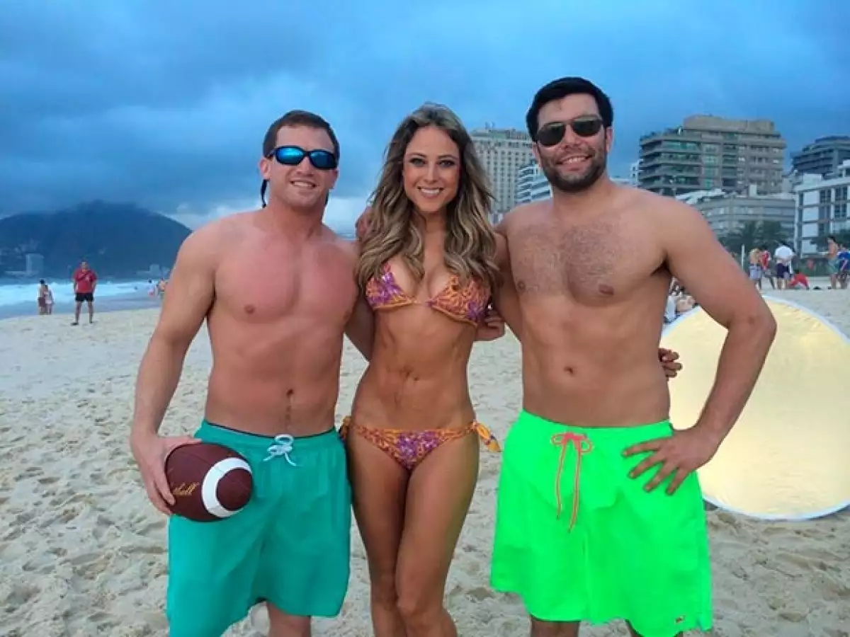 El Mundial está apenas por comenzar y la mexicana ya ha levantado suspiros a su paso; este miércoles dos turistas sin conocerla presumieron su belleza en Twitter.