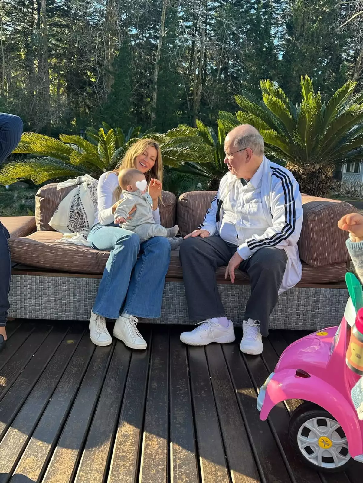 gisele-bundchen-con-su-bebe.jpg