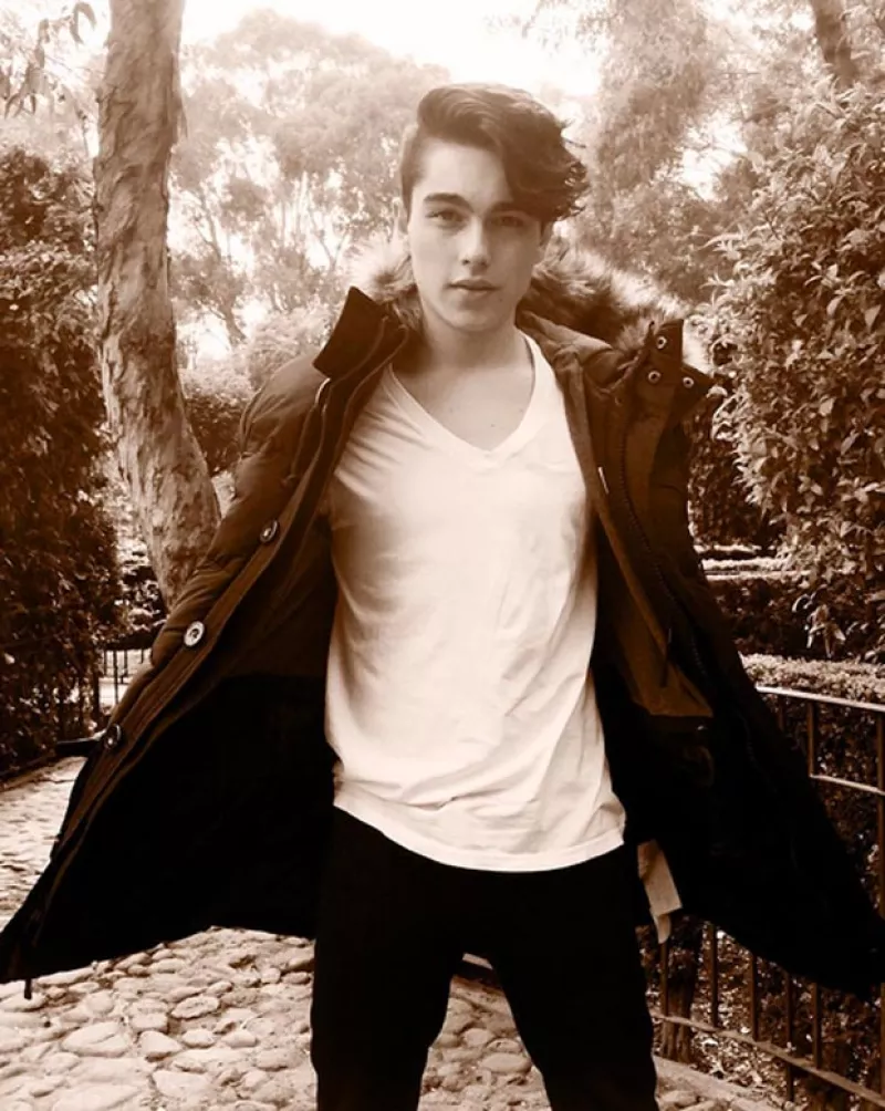 El cantante y actor fue claro y directo frente a los medios respecto a sus preferencias sexuales.