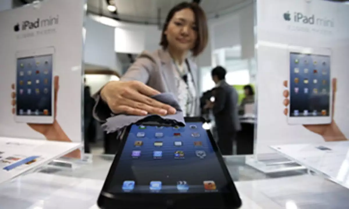 El negocio de la iPad cómodamente gana más dinero que Gap, la cadena de tiendas de ropa, según expertos. (Foto: Getty Images)