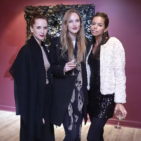 Saori de Vries, Edita Iskauskaite y Dana Turner