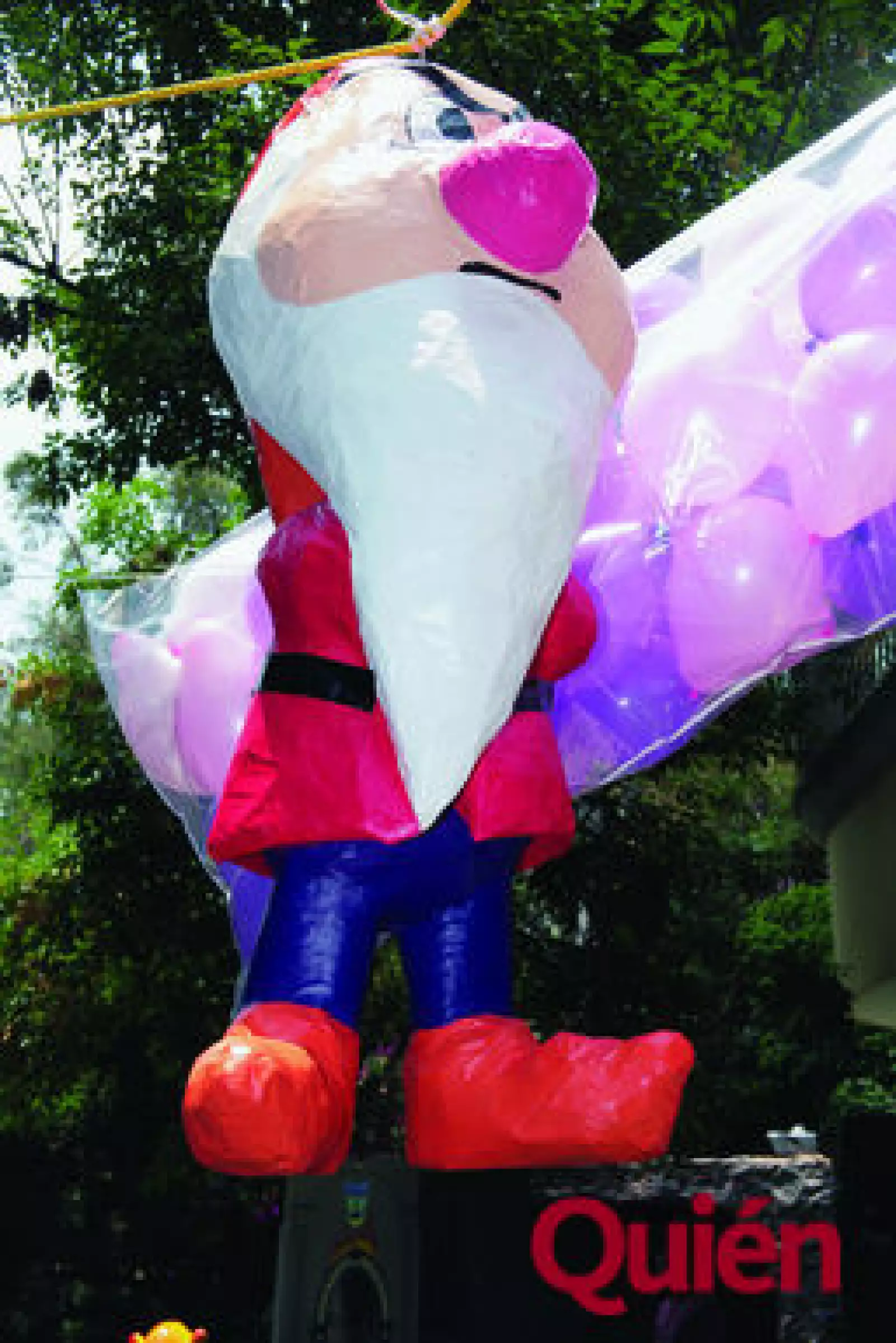 Piñata cumpleaños Mariana Peralta