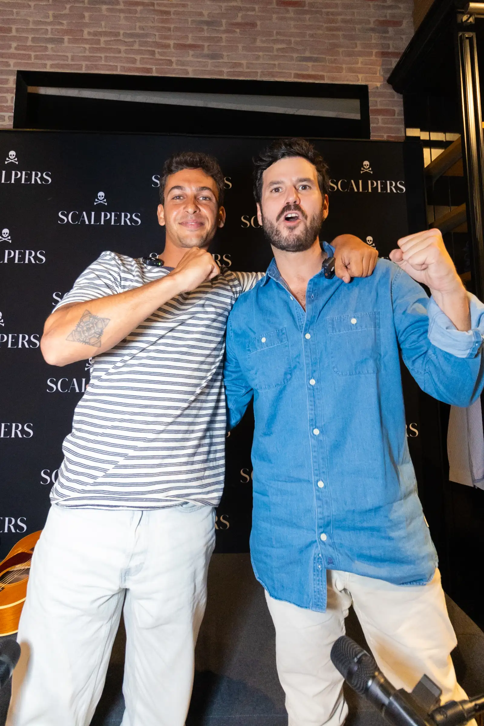 TABURETE SCALPERS
