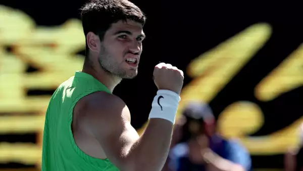 Abierto de Australia: Alcaraz celebra su partido número 100 de Grand Slam con cómoda victoria