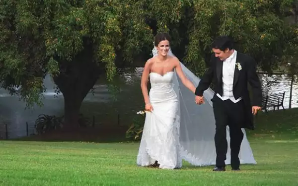 Alejandra y Juan Pablo se hicieron novios cuando ella tenía tan sólo 14 años y él apenas 16.