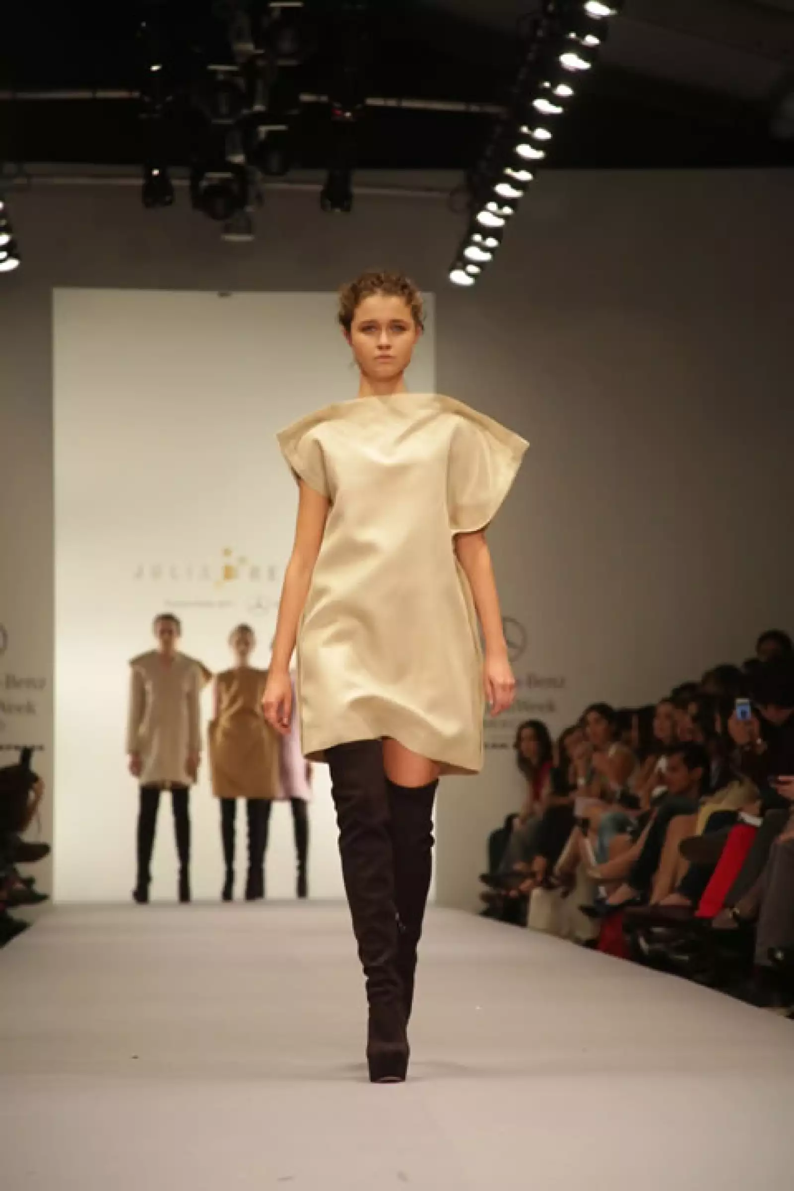 Julia y Renata Otoño/Invierno 2014.