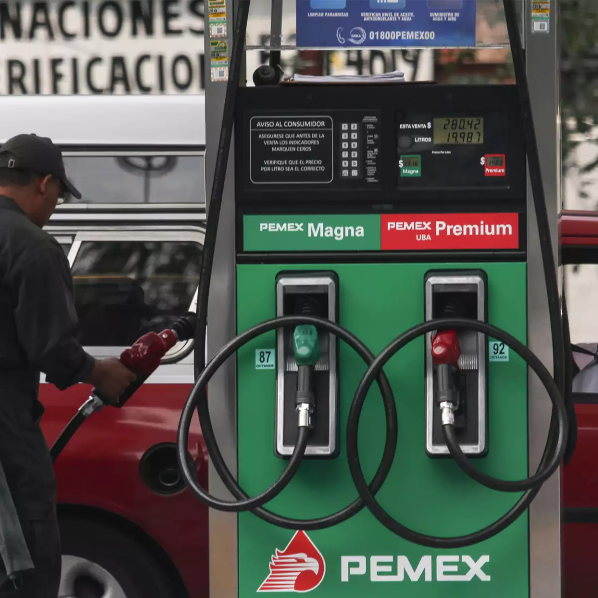 El precio de las gasolinas seguirá aumentando mensualmente y no se congelará: Secretaría de Hacienda (Foto: Notimex)
