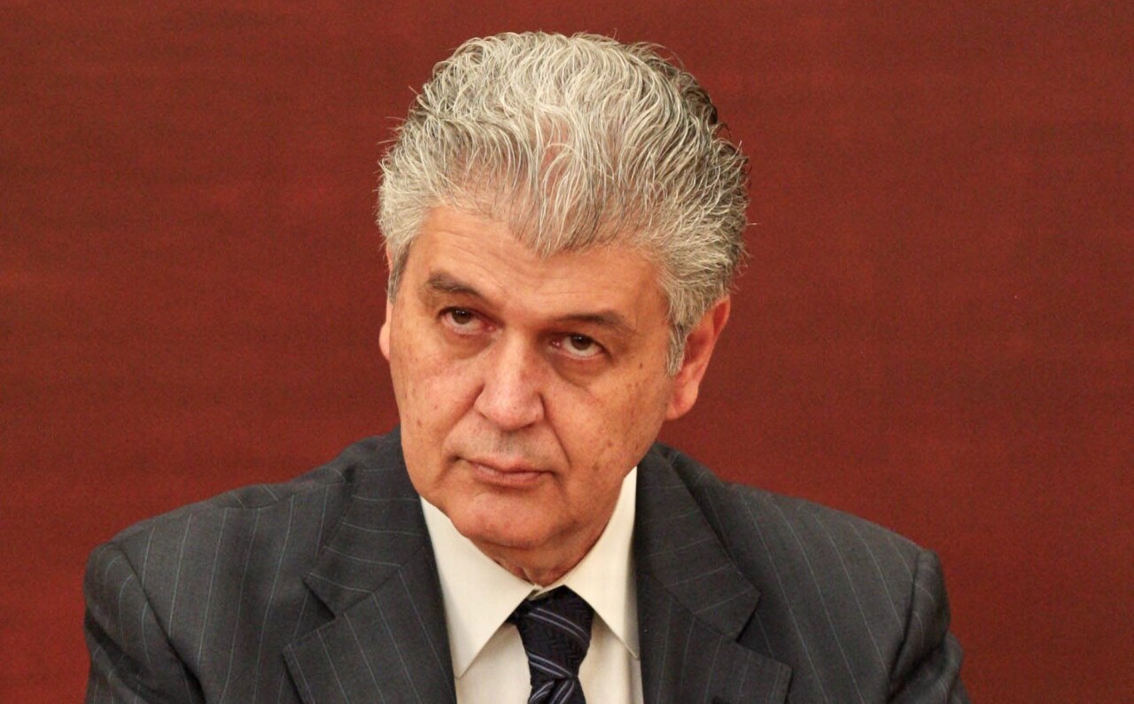 ¿Quién fue Alfredo Elías Ayub, el exdirector de la CFE?