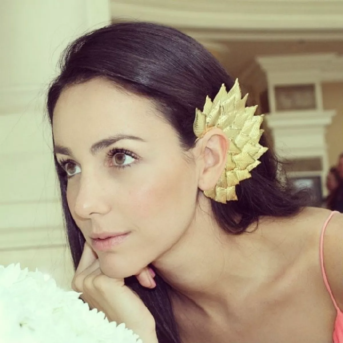 Chantal también gusta de usar atractivos accesorios que realcen su personalidad.