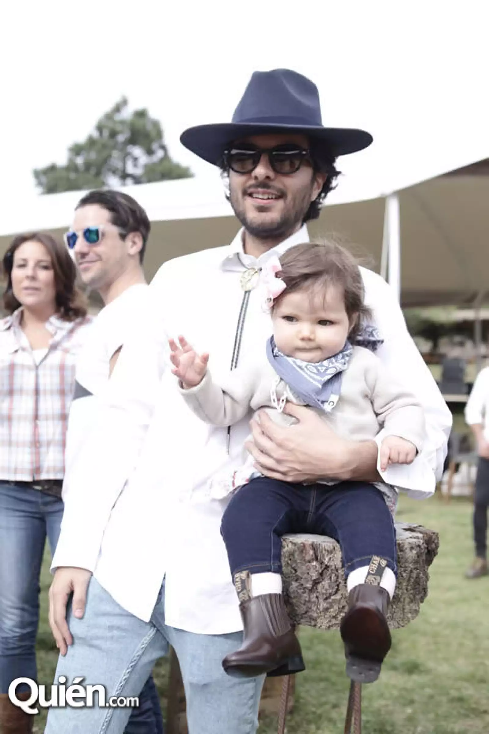 Gerardo Armas y Macarena Armas