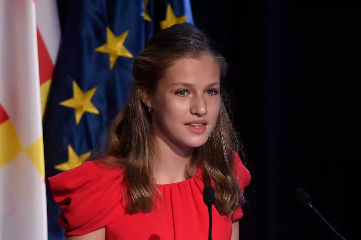 Leonor de España ya tiene 15 años y sus facciones muestran que ya es una adolescente.