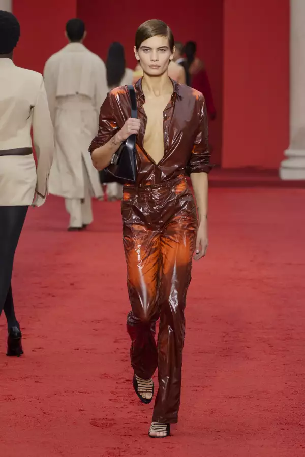 Ferragamo S23 015.jpg